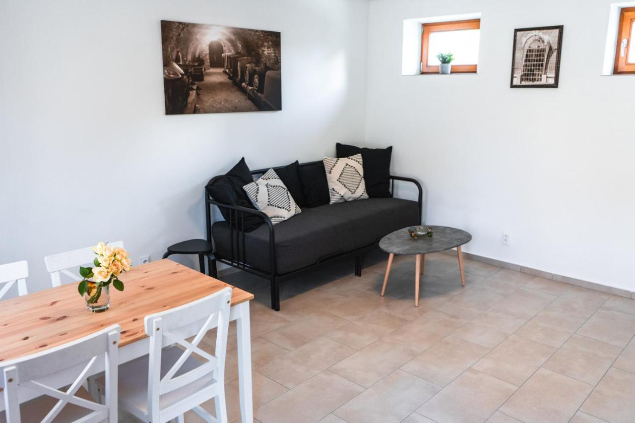 Apartmany Pulgary بولهاري المظهر الخارجي الصورة